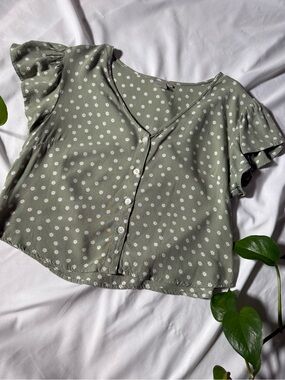 twik Sage Green V-Neck Flutter Sleeve Button Front Top | Size M
